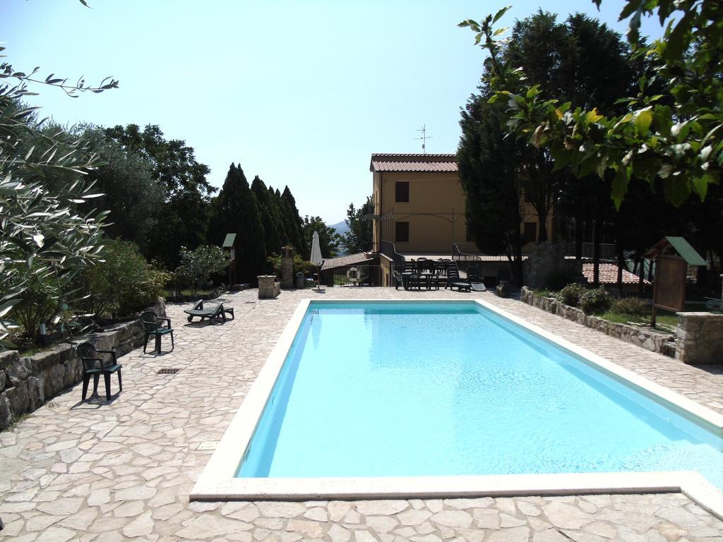 Вилла Agriturismo Poponi Тоди Экстерьер фото