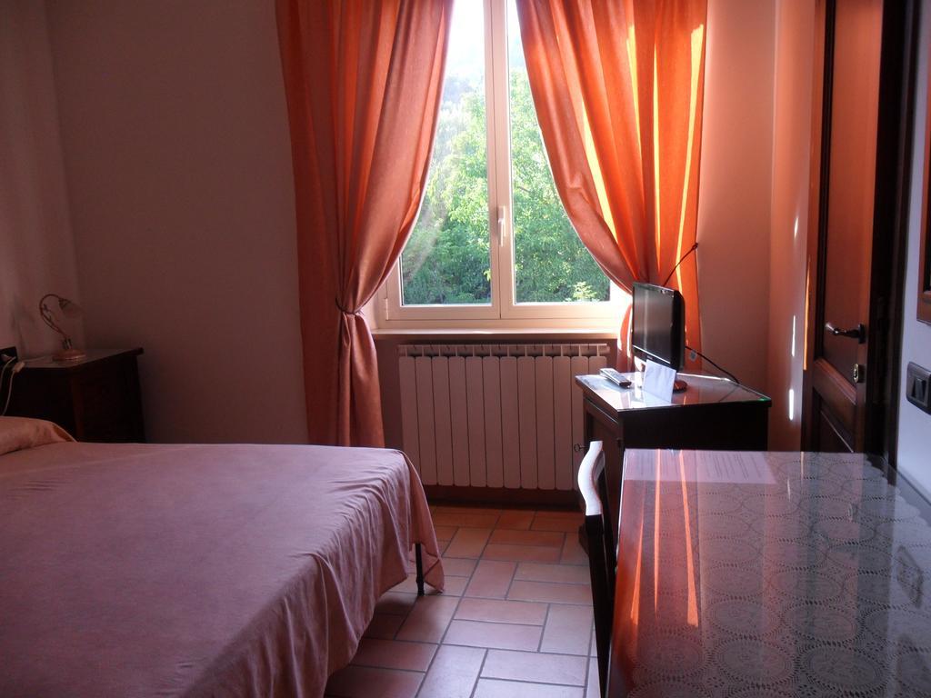 Вилла Agriturismo Poponi Тоди Номер фото