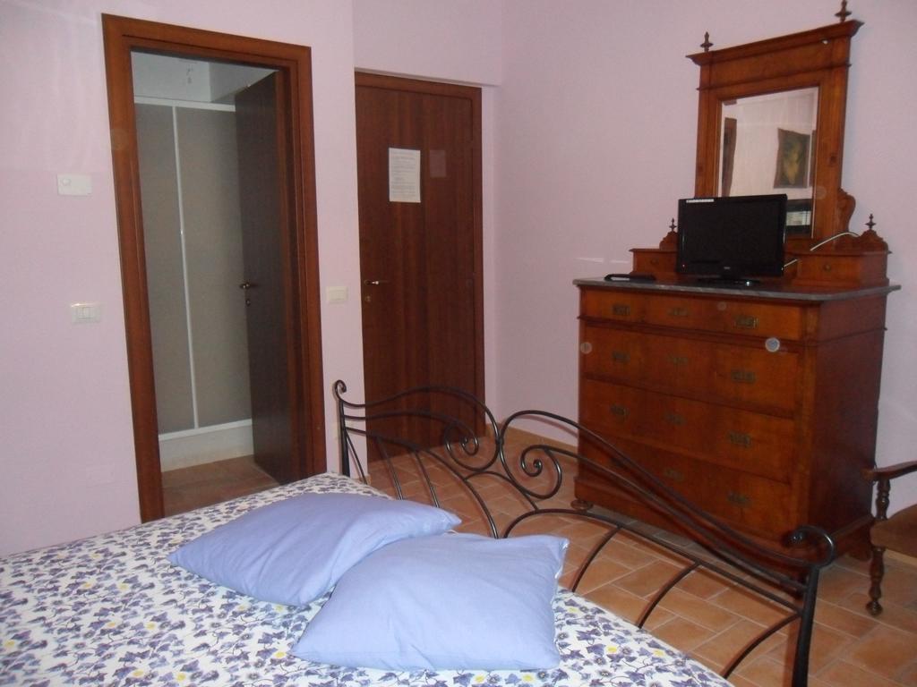 Вилла Agriturismo Poponi Тоди Номер фото