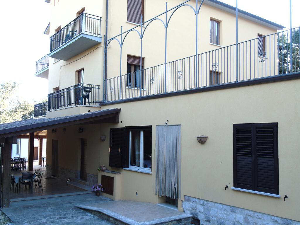 Вилла Agriturismo Poponi Тоди Экстерьер фото